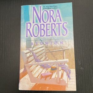 Nora Robert’s - Reunion